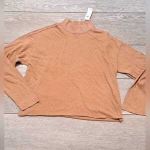 Brand New Aerie Women's Tan Light Weight Turtleneck Top